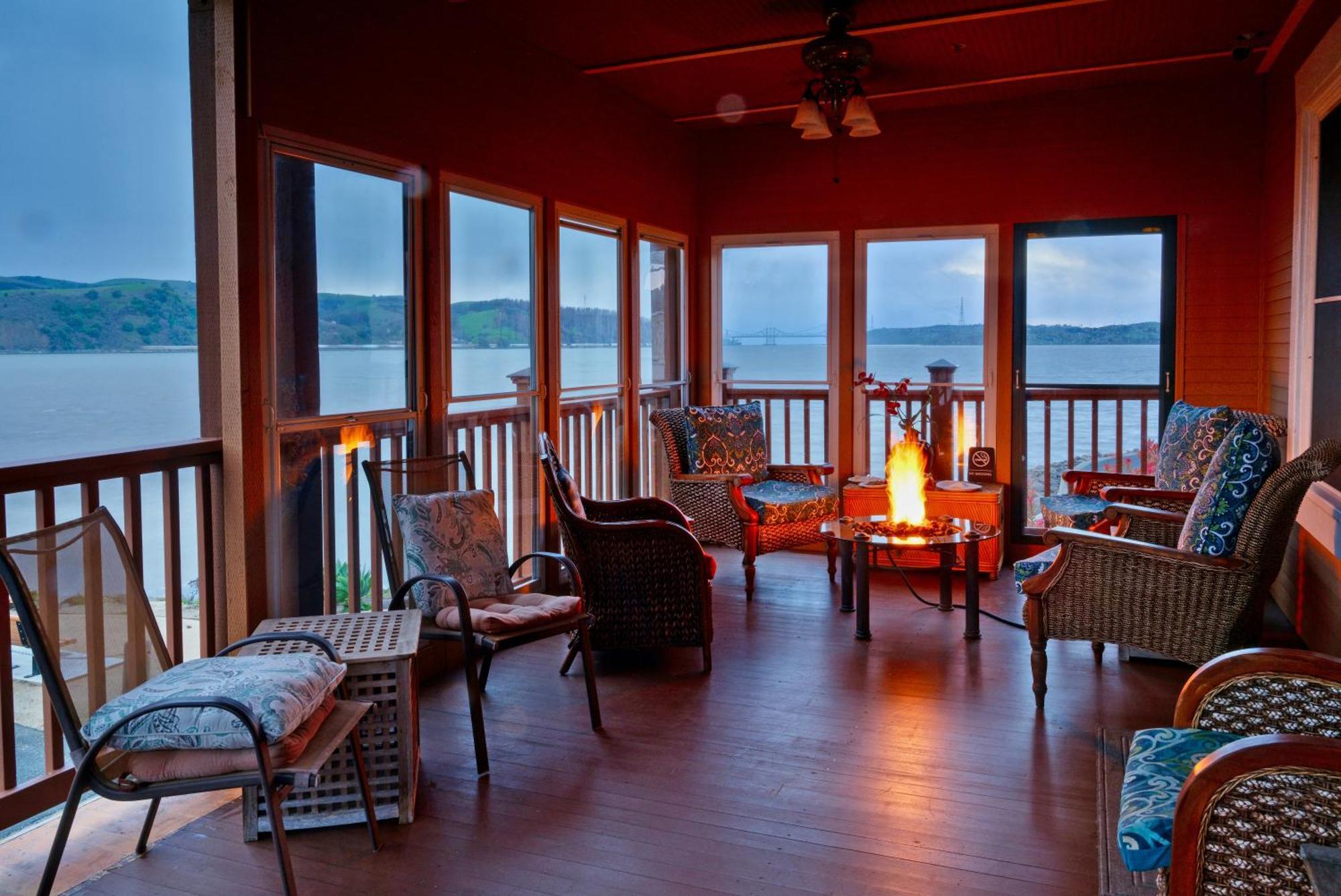 Shorelight Inn Benicia Ngoại thất bức ảnh