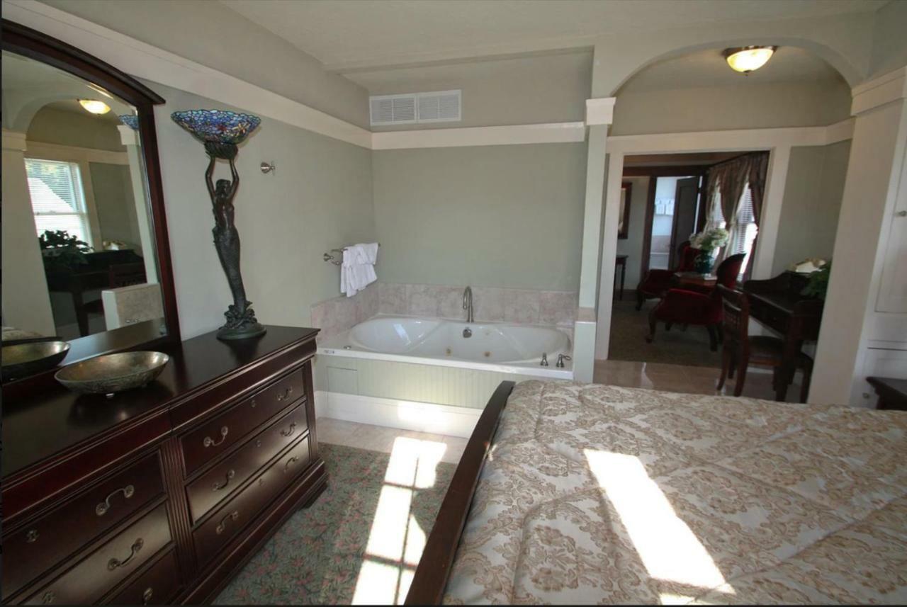 Shorelight Inn Benicia Ngoại thất bức ảnh