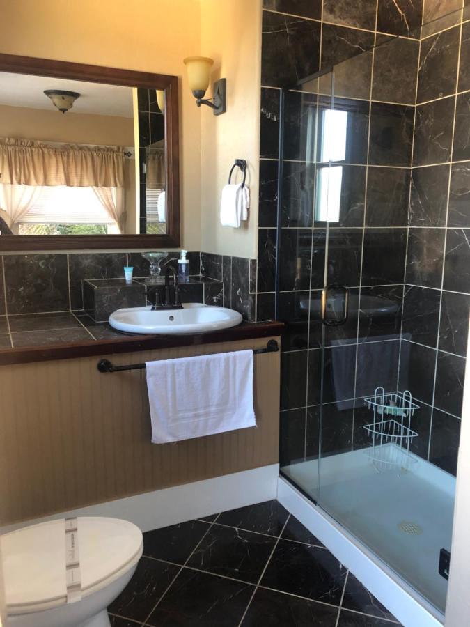 Shorelight Inn Benicia Ngoại thất bức ảnh